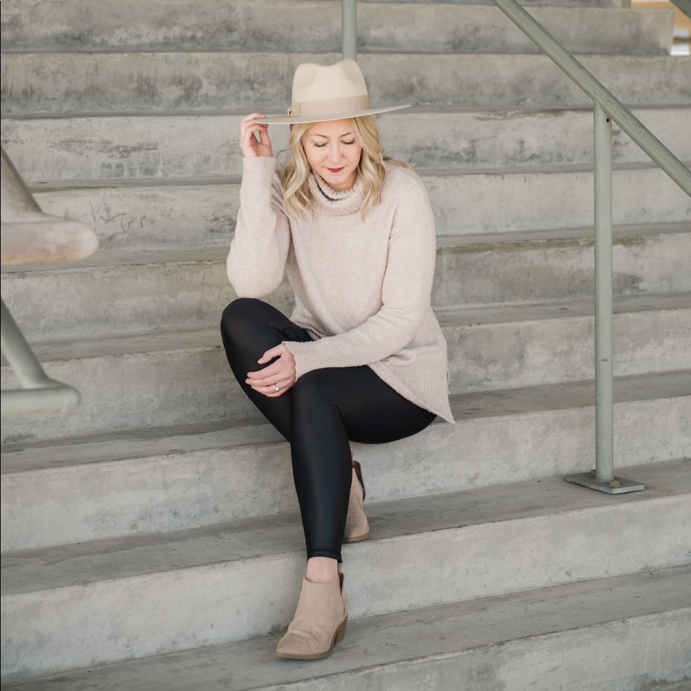 Meet your Posher, Erika